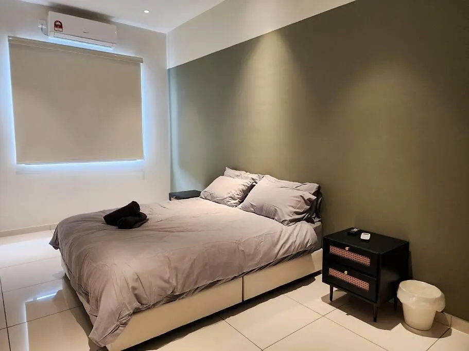 Austin Crest -- Muji X Mahjong X Karaoke X Staycation 4Br3B #10Pax By Cowidea Johor Bahru Holiday home