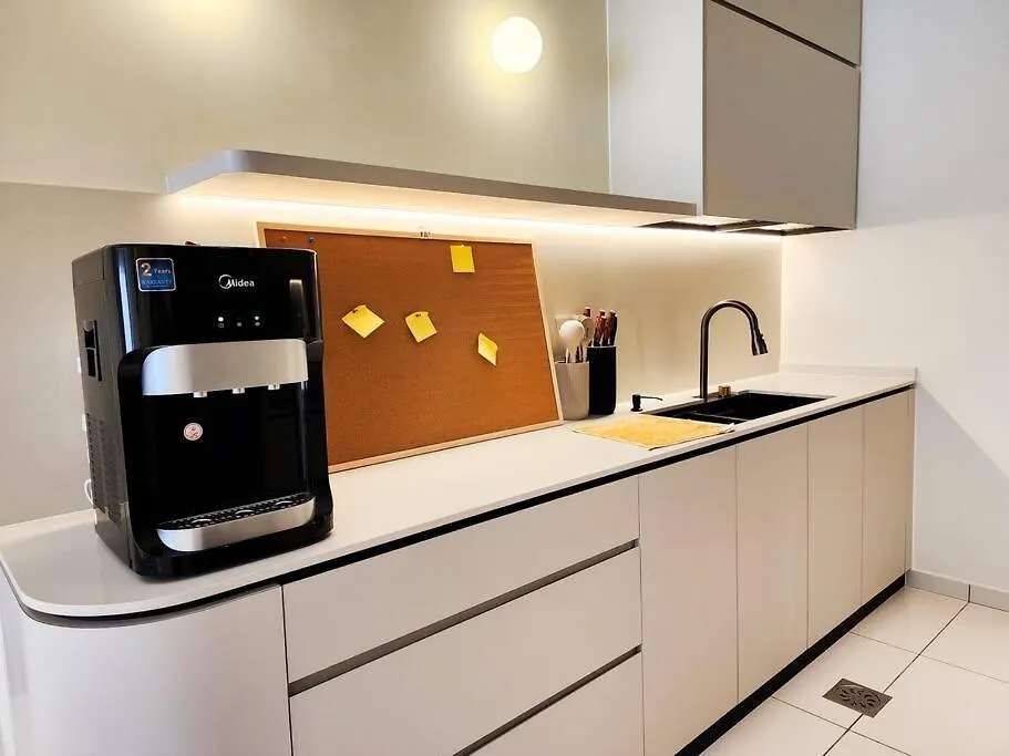 Holiday home Austin Crest -- Muji X Mahjong X Karaoke X Staycation 4Br3B #10Pax By Cowidea Johor Bahru